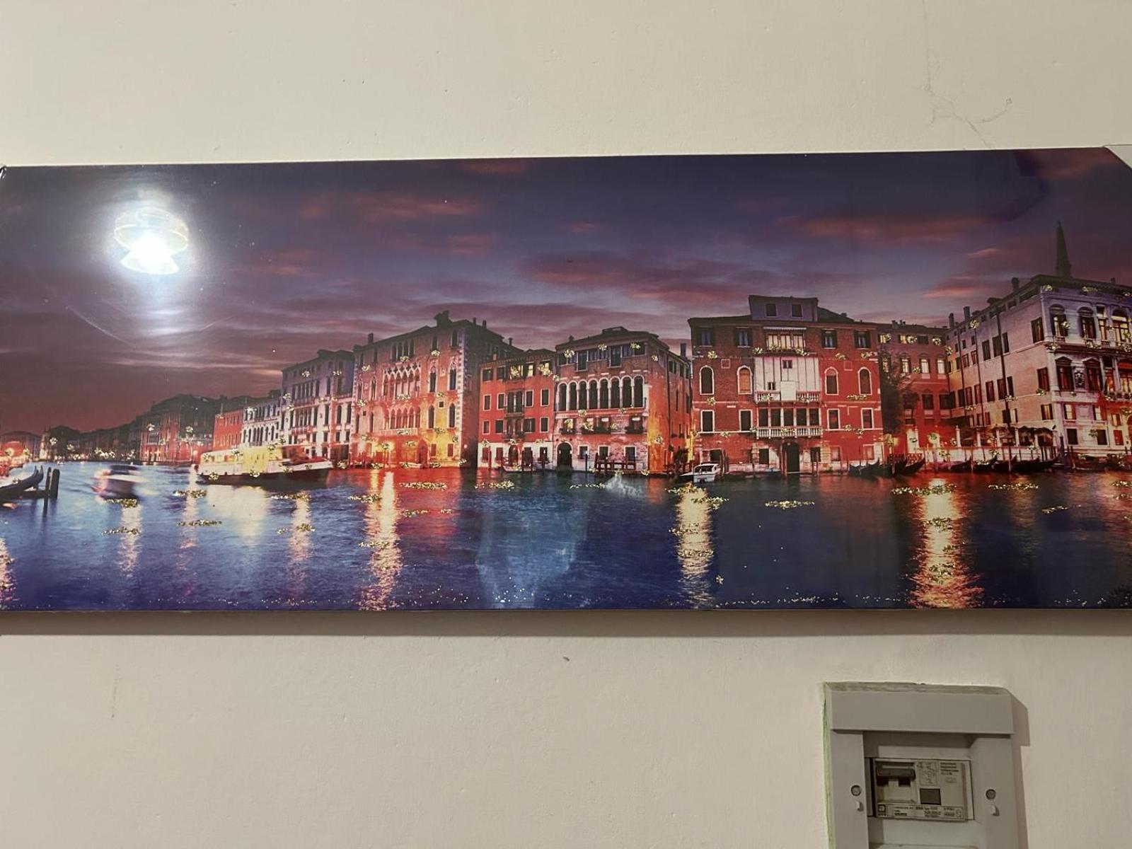 Venice Night 25 Via Milano Mestre Buitenkant foto